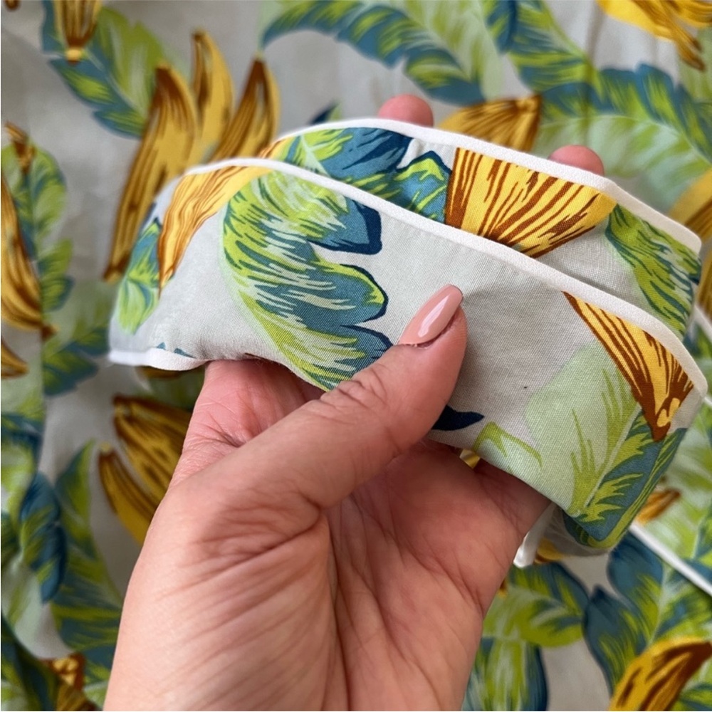 Tropical Banana Print Jumpsuit - Picture 5 of 5